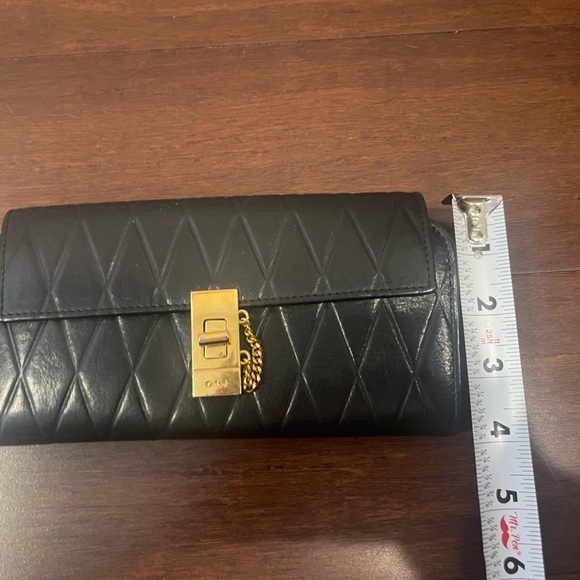 chloe Black Quilted Leather long Wallet gold turn lock hardware - Picture 4 of 10